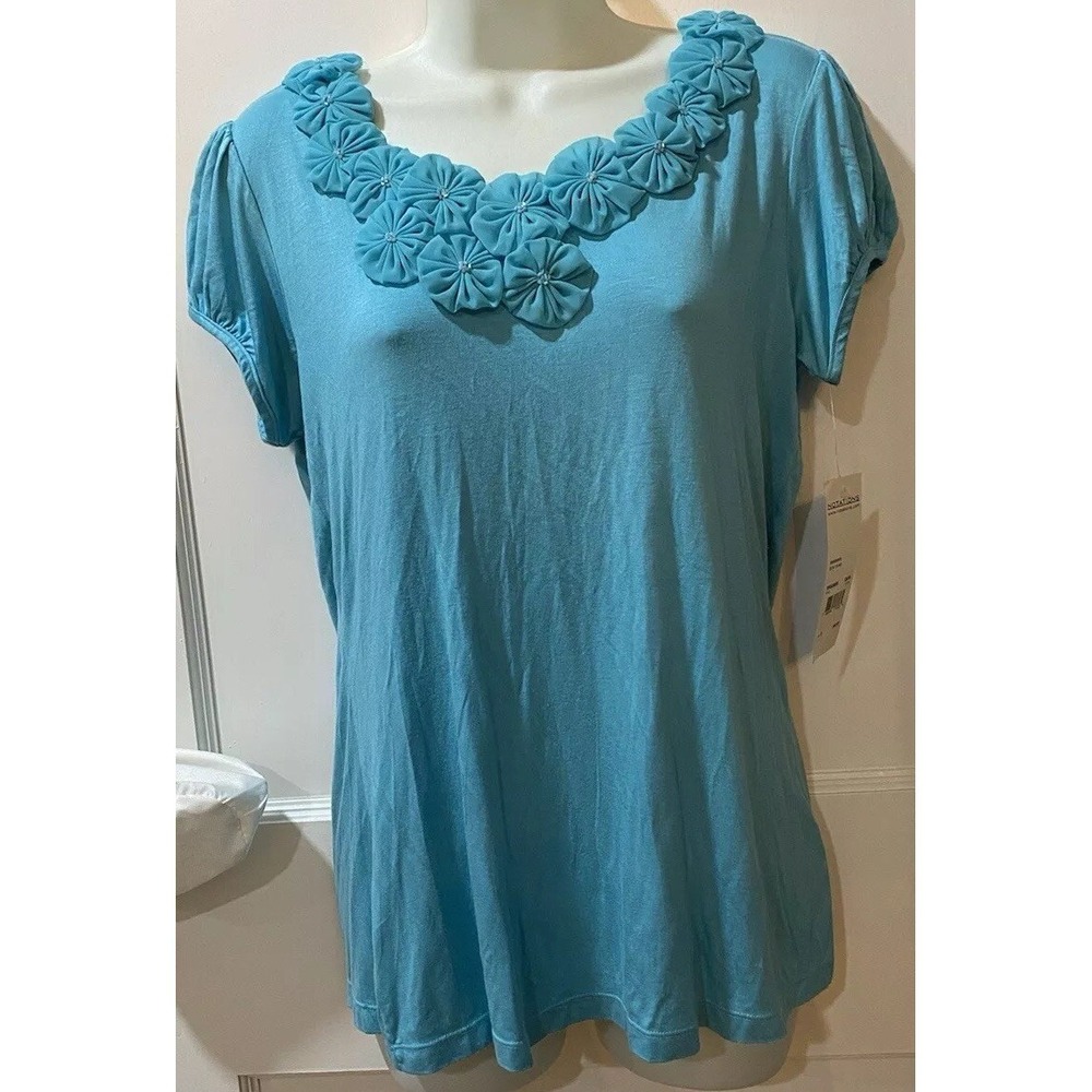 Notations Womens Top Blue Flower Accent V Neck Short‎ Sleeve Casual NWT